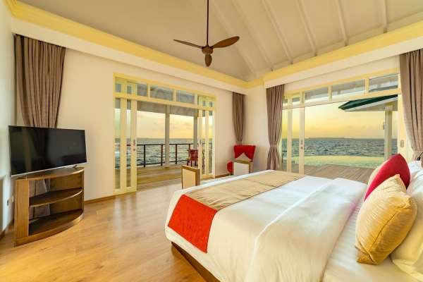 Three Bedroom Lagoon Villa with Pool + Slide